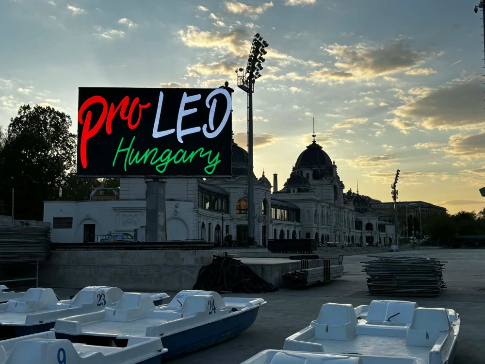Városligeti Műjégpálya 28 m2-es kültéri LED fal kijelző – ProLED